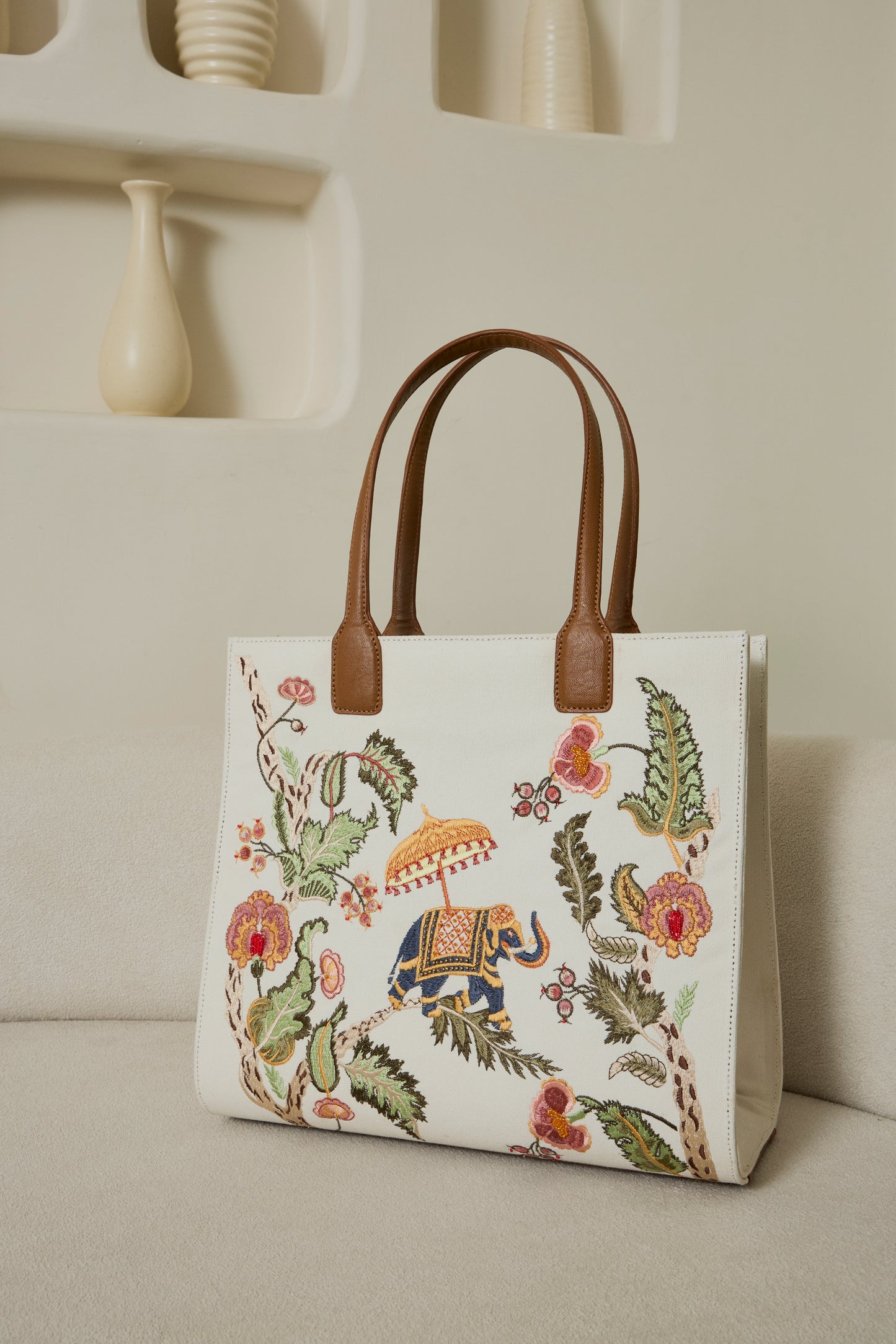 ROYAL JUNGLE TOTE BAG
