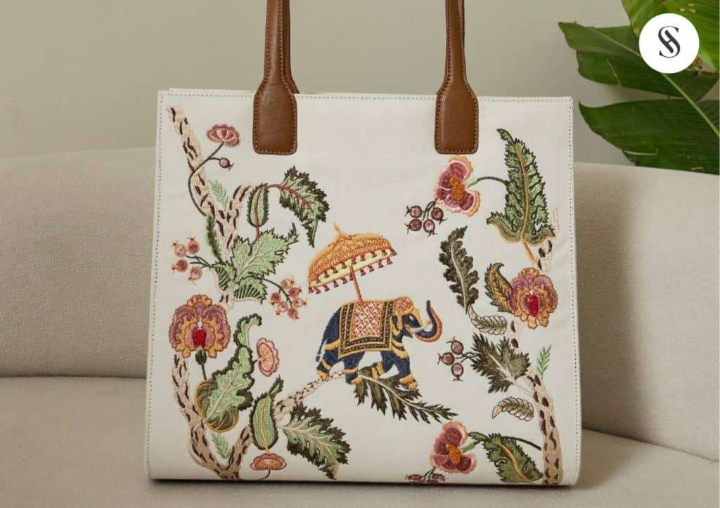 royal jungle tote bags